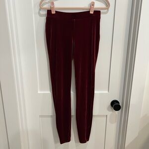 EUC Express red velour leggings